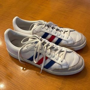 Adidas tennis shoes
